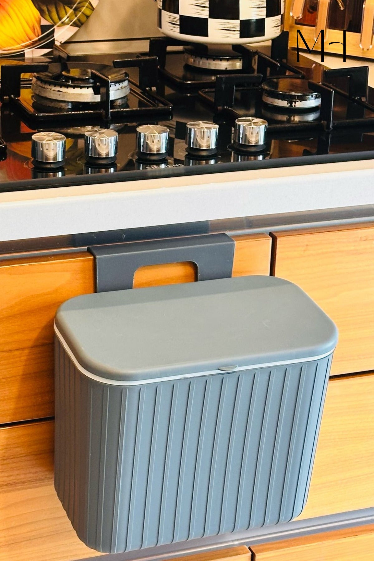 Pratik Askılı Çöp Kovası- - Çift Yönlü Kapaklı - 8 Litre