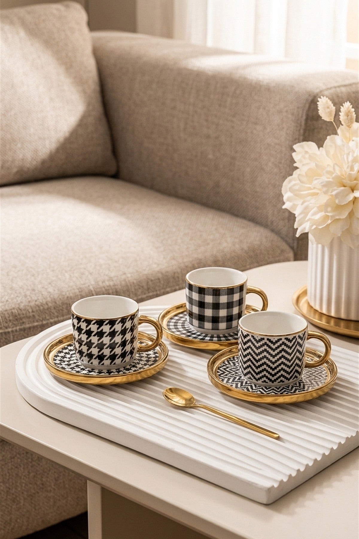 6 Kişilik 12 Parça Gold Detaylı Desenli Kahve Fincan Takımı