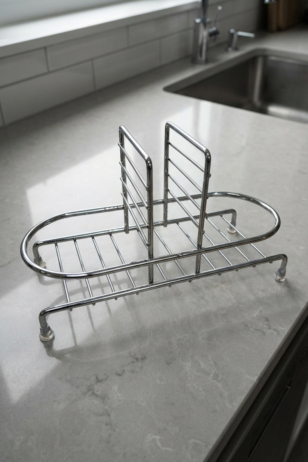 Siyah Sıvı Sabunluk Standı Tezgah Üstü Banyo Mutfak Düzenleyici, Gümüş Oval Organizer