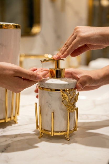 Gold Kaplama Metal Stantlı 5 Parça Mermer Desenli ve Düz Renk Seçenekli Banyo Aksesuar Takımı