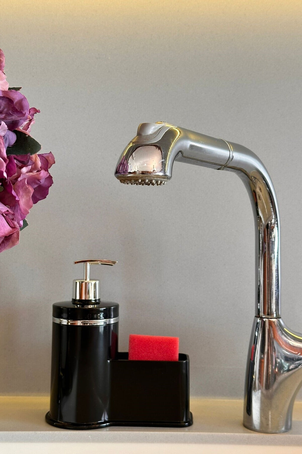 Mutfak Veya Banyo İçin Şık Gümüş Detaylı Süngerlikli Sıvı Sabunluk , Yerli Üretim
