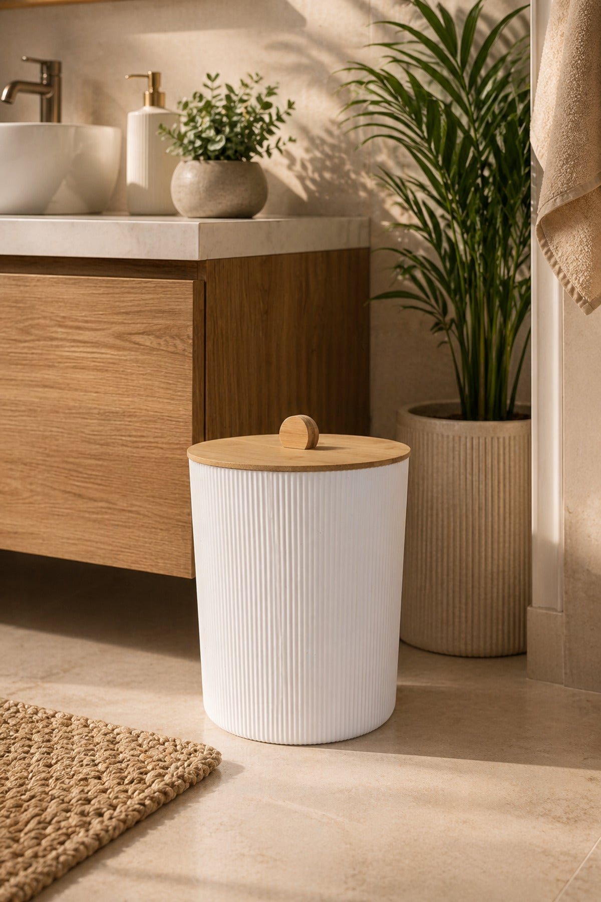 Doğal Bambu Kapaklı Çöp Kovası, 7 Litre, 20x23 cm Modern Şık Tasarım - görsel 3