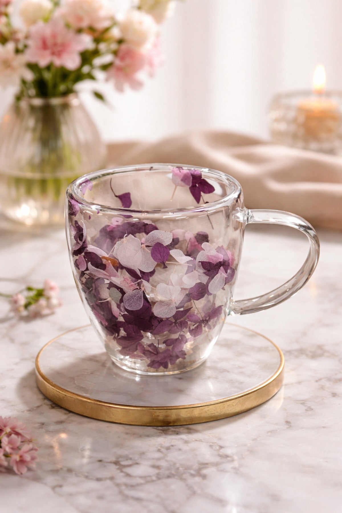 Çift Cidarlı Cam Kupa, 350 ml, 11 cm x 8 cm – Mor Beyaz Çiçekli