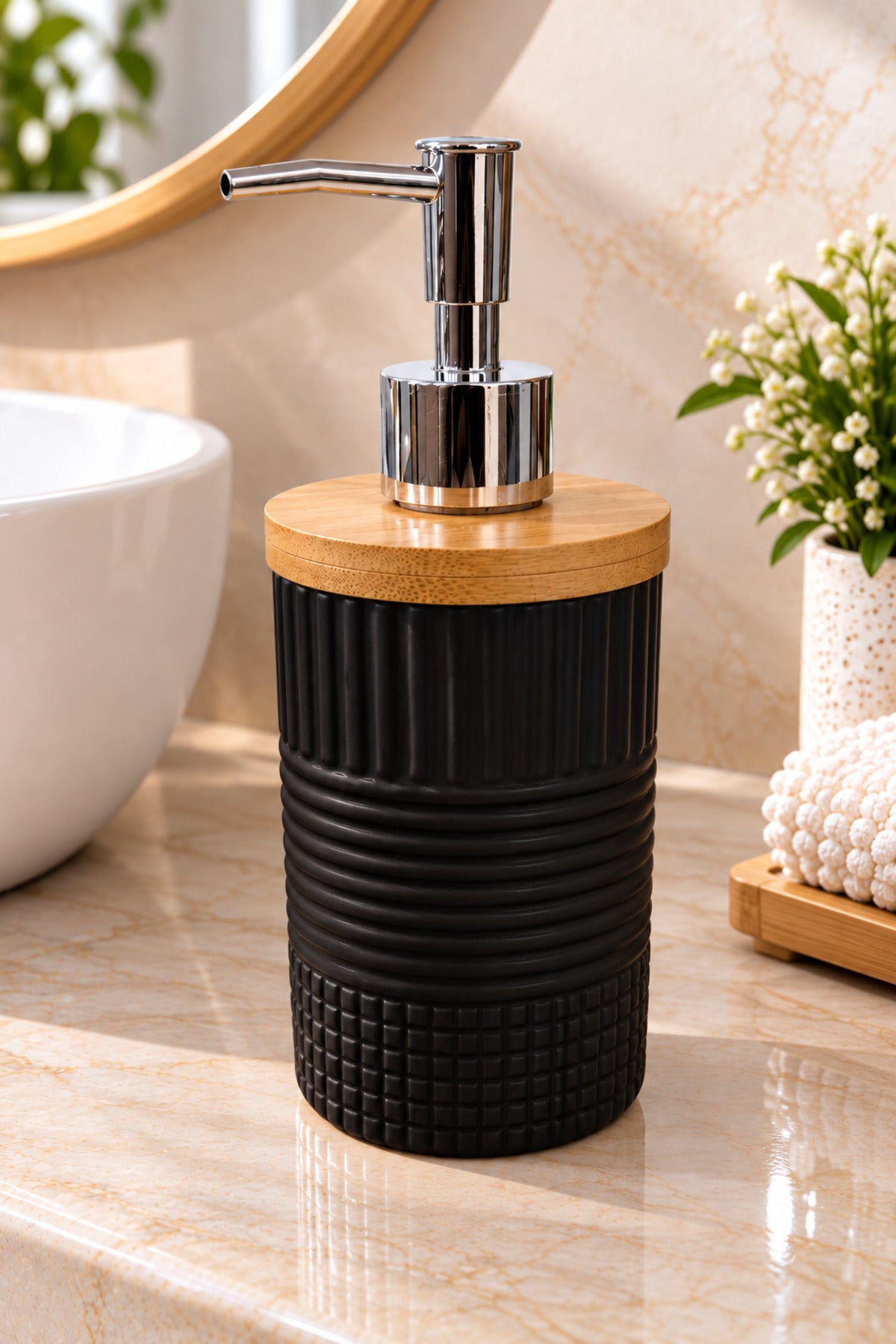 400 ml Bambu Kapaklı Sıvı Sabunluk, Desenli Seramik, 8x19 cm – Siyah