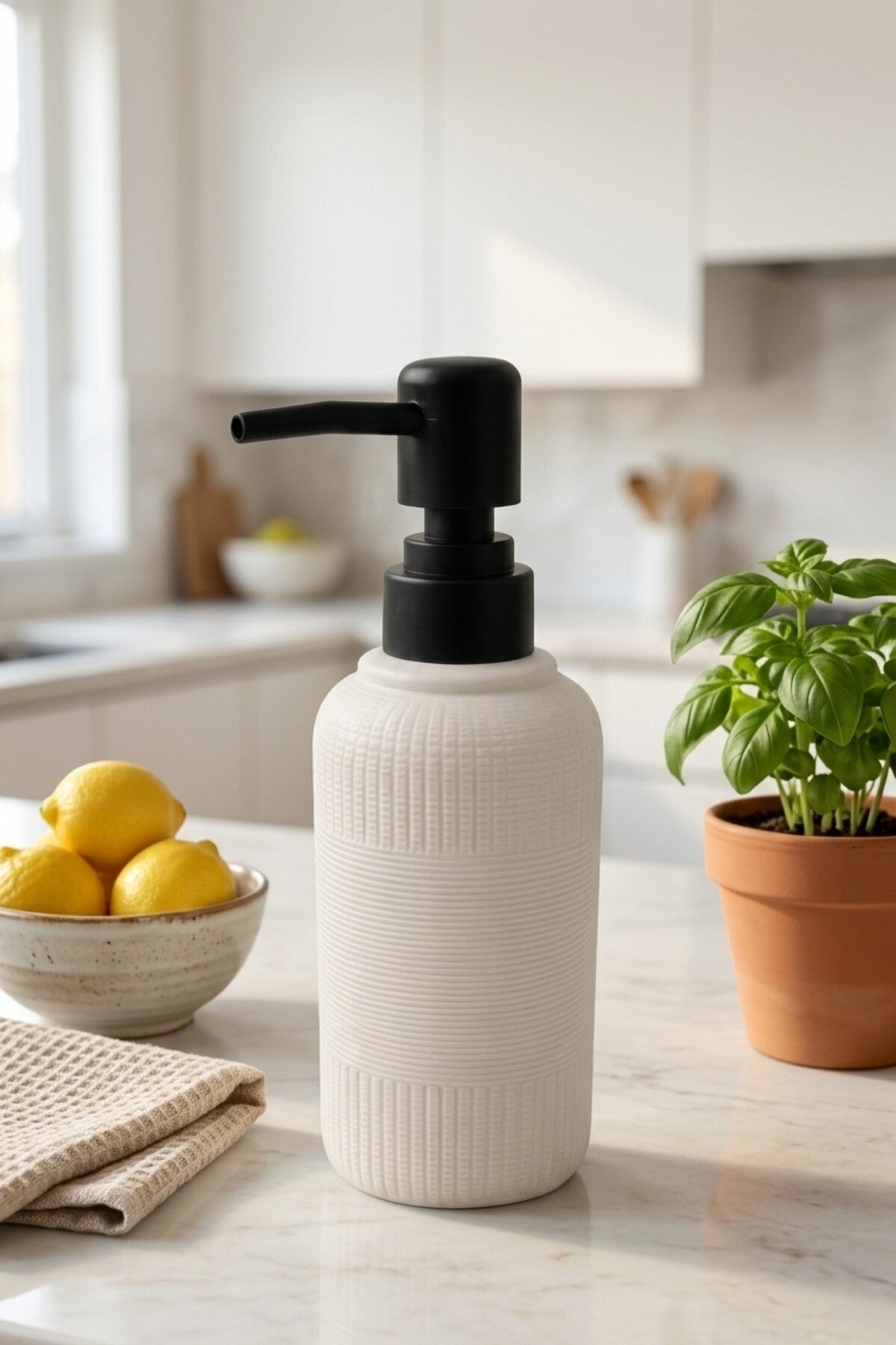 300 ml Seramik Lenora Sıvı Sabunluk, 7 cm çap, 18 cm yükseklik