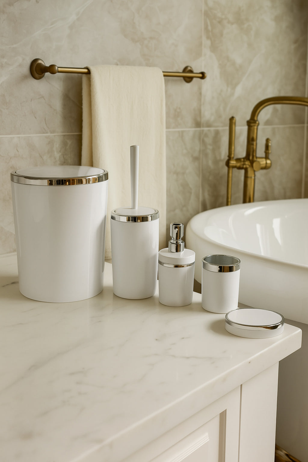 Banyo Seti 5'li,akrilik-çöpkovası,wc Fırçalık,sıvı Sabunluk,diş Fırçalık,el Sabunluk