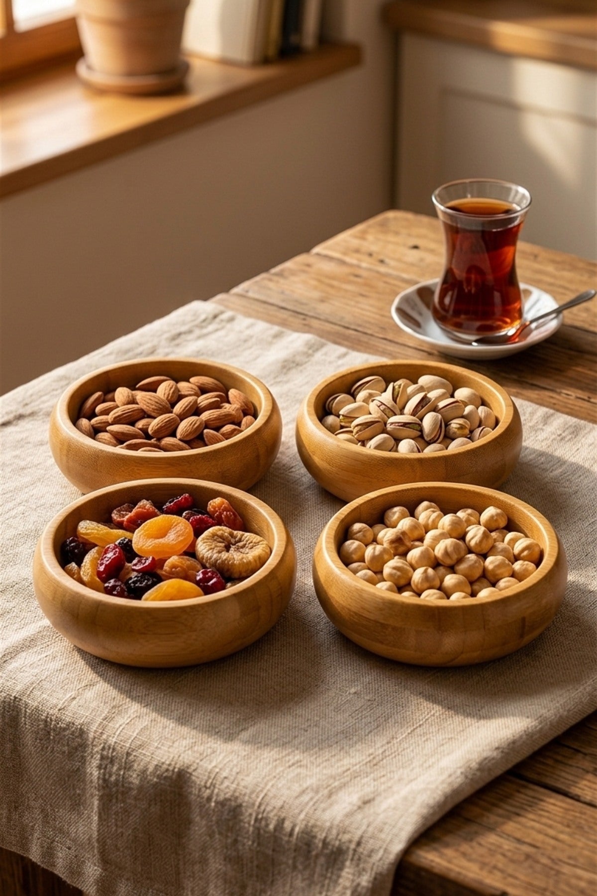 4'lü Bambu Çerezlik Seti – Doğal ve Şık Sunum Kaseleri (9 cm çap, 3,5 cm yükseklik)