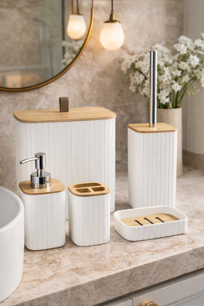 Bambu Kapaklı Çizgili Dikdörtgen 5 Parça Banyo Seti, 21 x 19 x 24 cm. – Beyaz