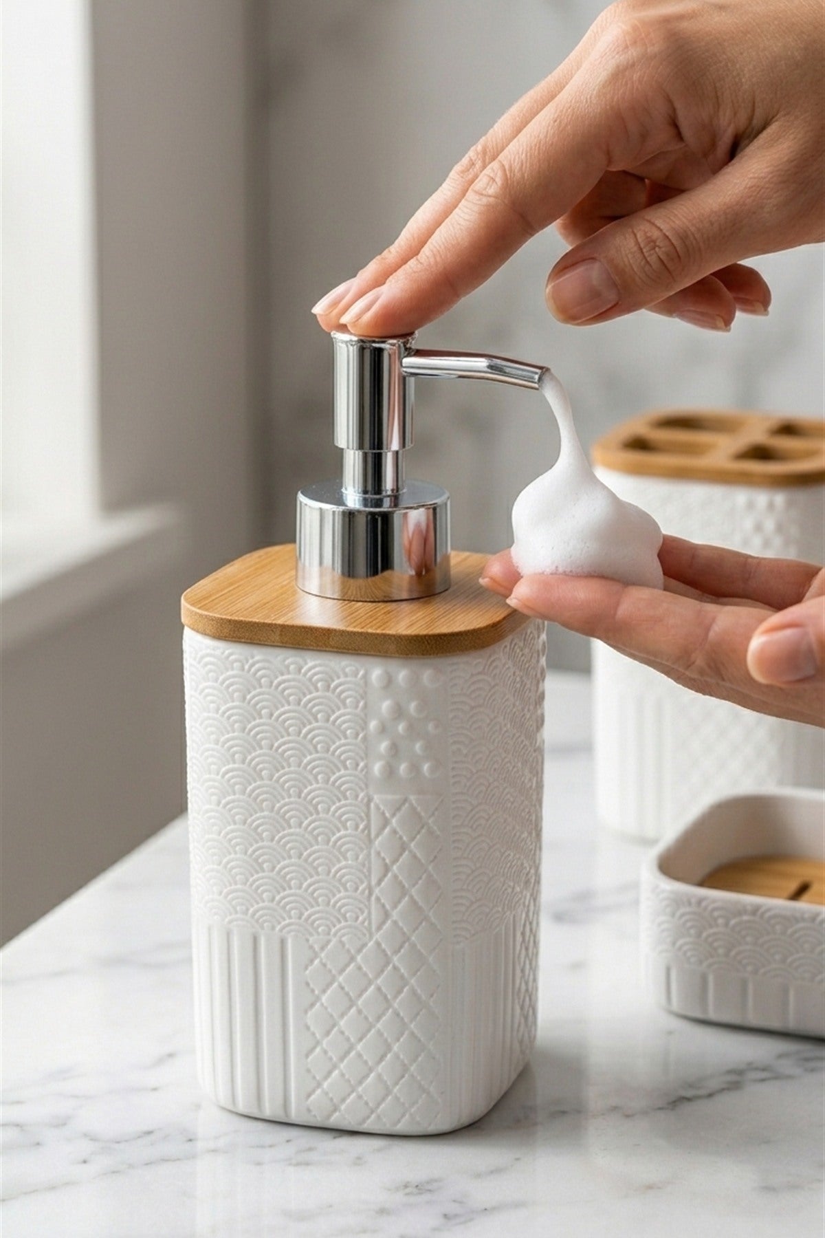 Bambu Detaylı 5 Parça Beyaz Banyo Seti, 21 x 19 x 25 cm