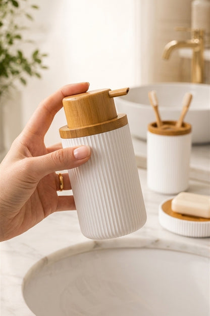 Beyaz Bambu Desenli Nola 5 Parça Banyo Seti, 6 litre