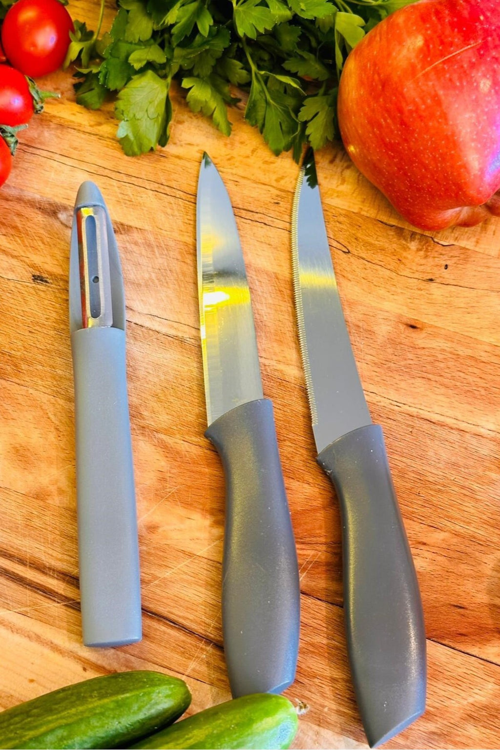 3'lü Paslanmaz Çelik Mutfak Bıçak ve Soyacak Seti - Ergonomik Sap