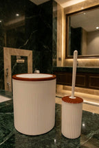 2'li Banyo Seti, Çöp Kovası ve WC Fırçalık, Beyaz, Hacim: 6 Litre