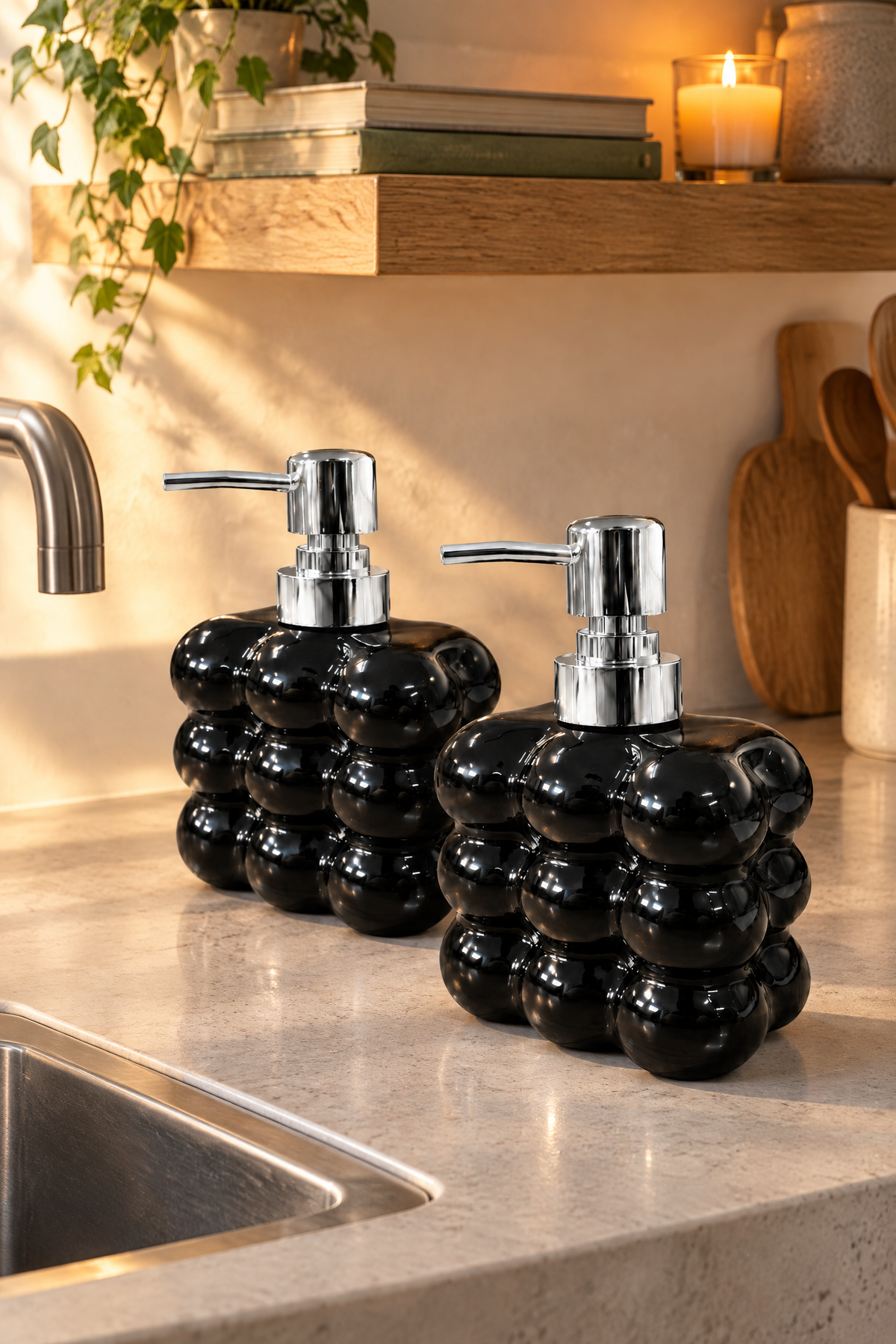 2 adet Bubble Cam Sıvı Sabunluk, 300 ml + 300 ml -, 9,5x6,5x15 cm – Siyah
