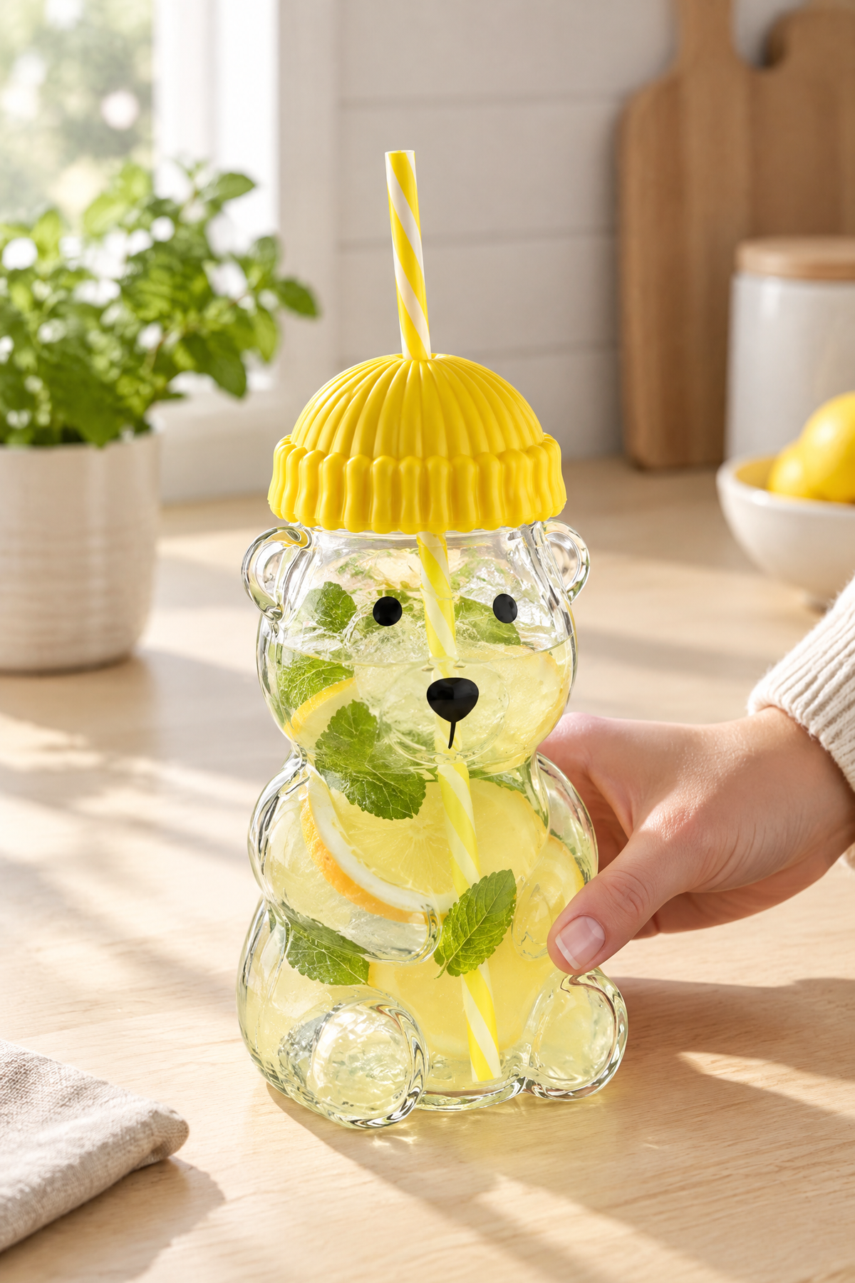 Ayıcıklı Tasarım Cam Matara Pipetli Koruyucu Başlıklı Bardak 600 ml (Yeşil, Sarı, Mavi, Siyah, Kırmızı Renk Seçenekleri) – Sarı MK-203B