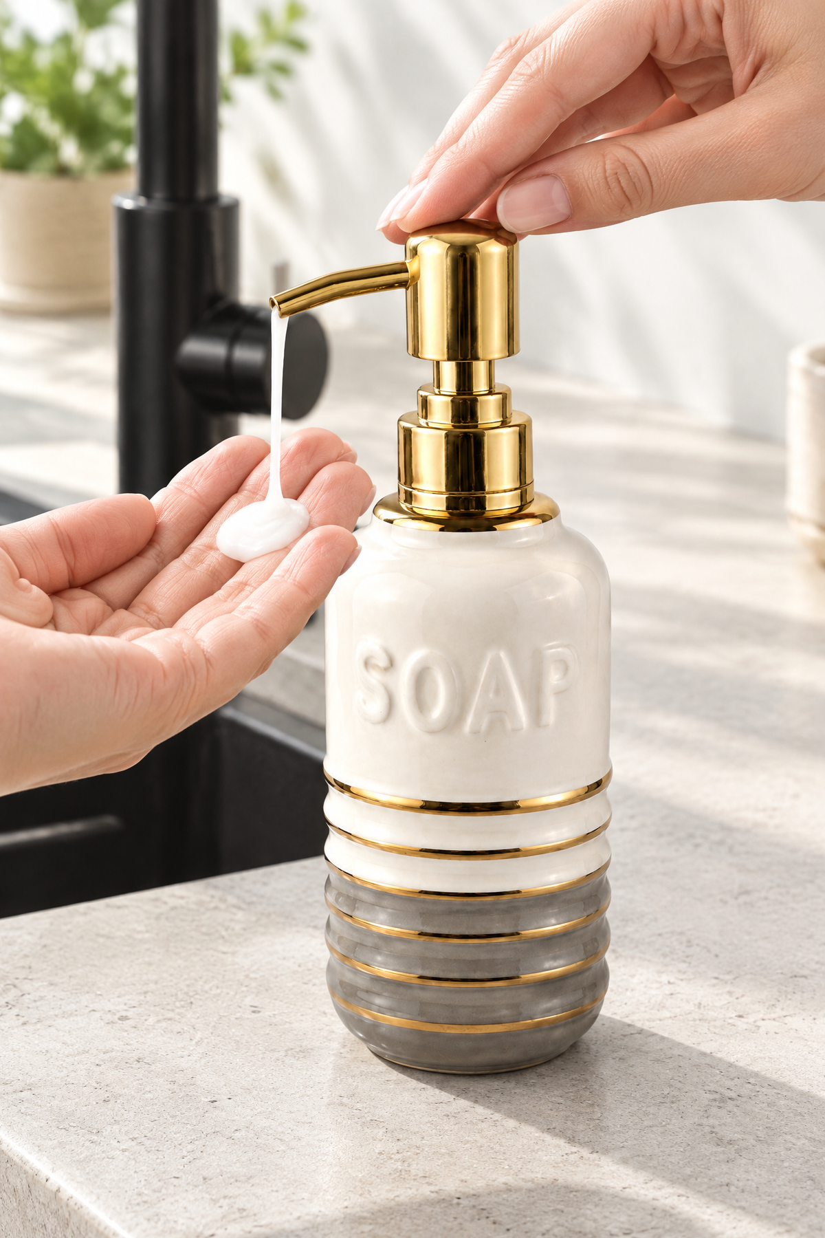 Seramik Sıvı Sabunluk, 300 ml, 7x18 cm – 11859